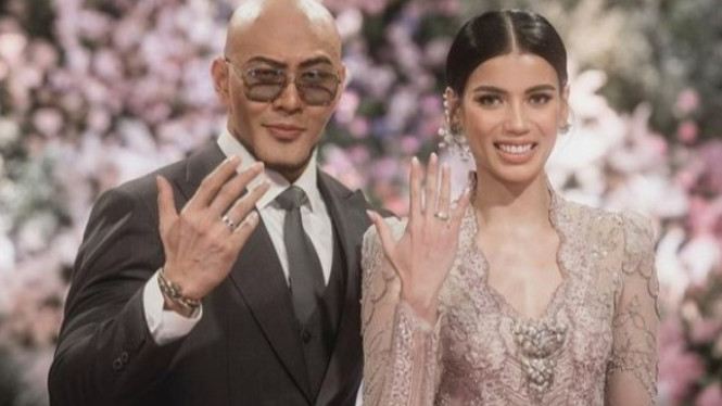 Inilah Profil Lengkap Sabrina Istri Deddy Corbuzier Purnawarta