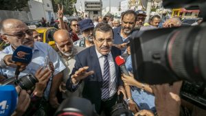 Polisi Anti-Terorisme Tunisia Tangkap Mantan Perdana Menteri Ali Laarayedh