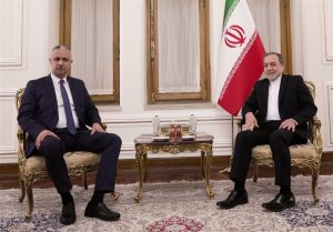 interaksi iran dan tajikistan