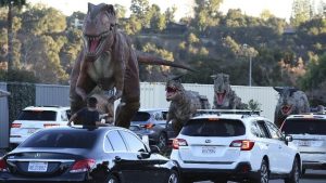 Wahana Drive-In Jurassic Quest di California