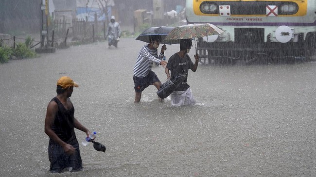 Hujan Deras Kota Mumbai