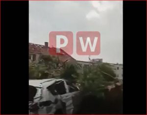 Tornado Besar Melanda Republik Ceko