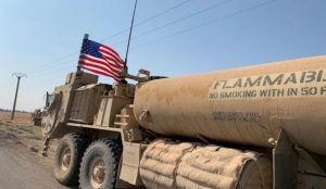 Amerika Serikat Berangkatkan Truk Tanker Minyak Curian dari Suriah ke Irak