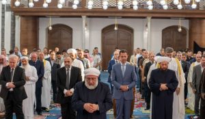 Bashar al-Assad Lakukan Shalat Idul Adha di Homs