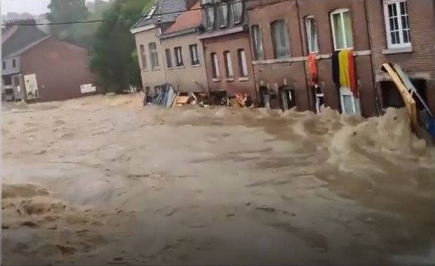 Banjir di tiga negara: Jerman, Belgia dan Belanda