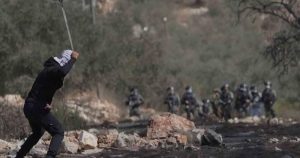 IOF Serang Pawai Kafr Qaddoum, Puluhan Warga Palestina Terluka