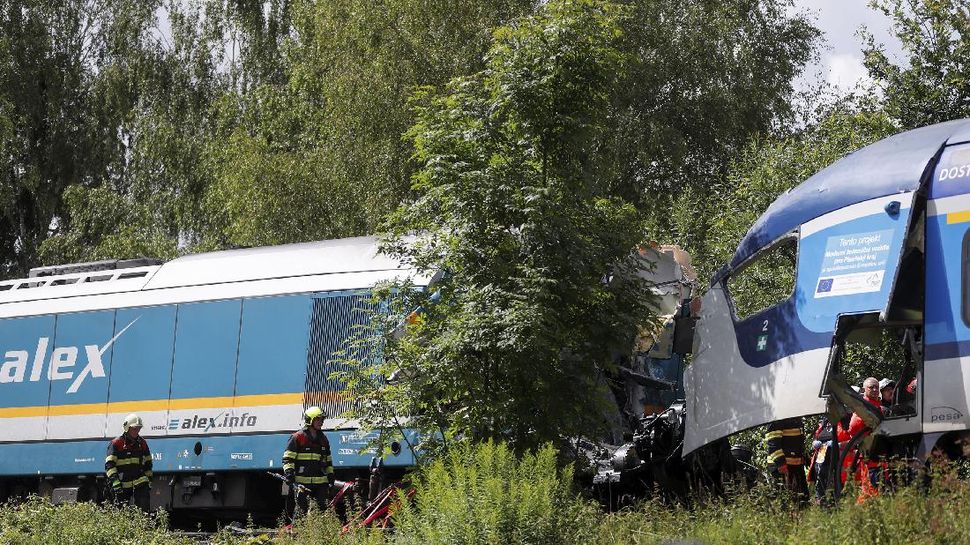 Tabrakan Kereta Rengut 3 Nyawa di Ceko