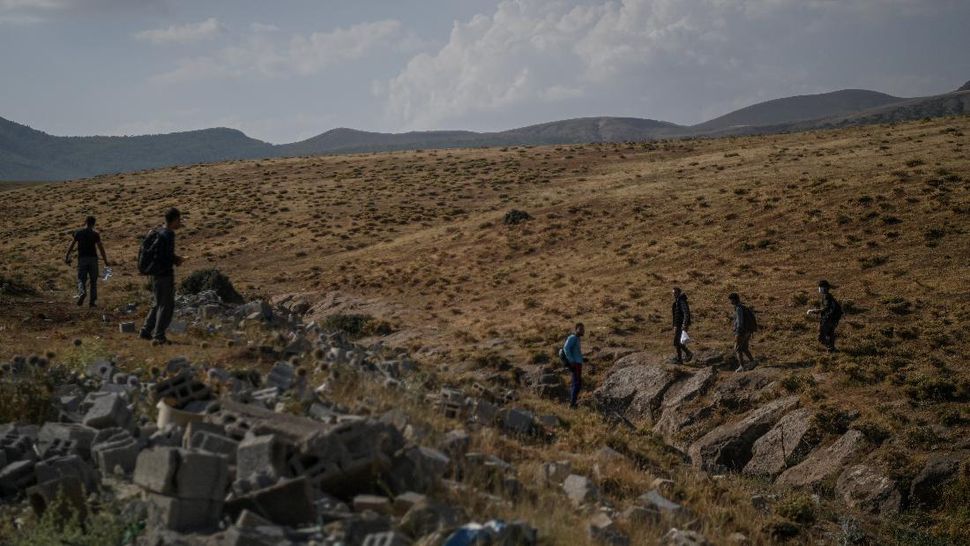 Perjuangan Pengungsi Coba Kabur dari Afghanistan