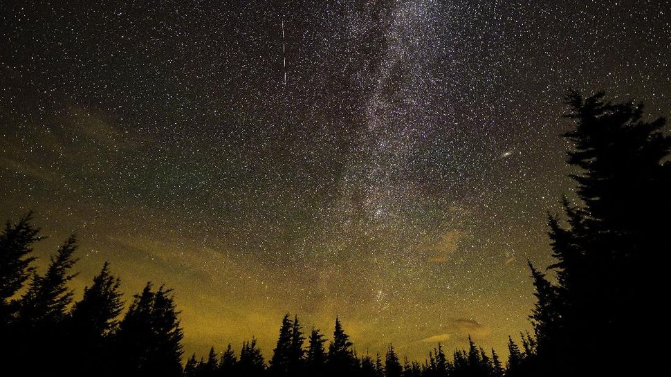 Hujan Meteor Perseid Terlihat di Langit AS Hingga Bosnia