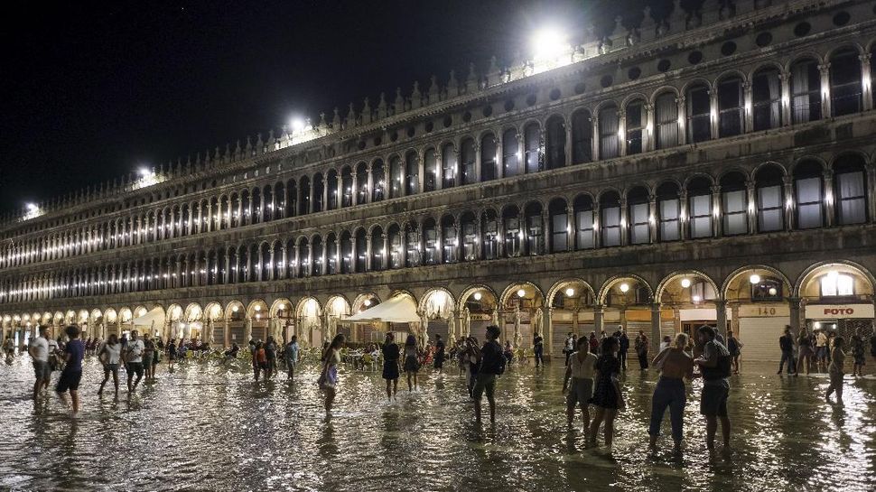 Venesia Terendam Banjir