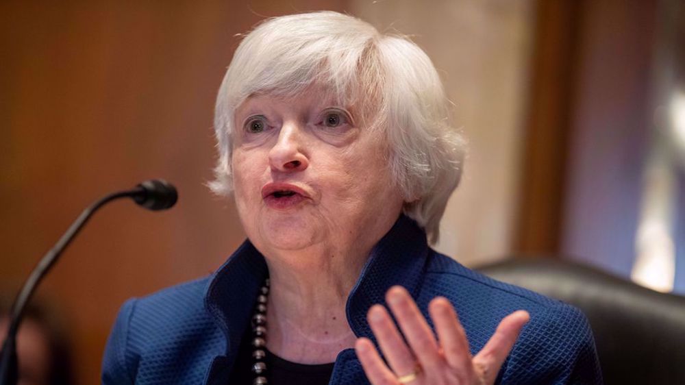 Menteri Keuangan AS Janet Yellen bersaksi di depan Subkomite Alokasi Senat untuk Layanan Keuangan tentang permintaan anggaran Treasury TA22 di Capitol Hill, di Washington, DC, AS, 23 Juni 2021.