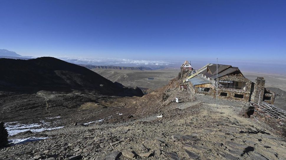 Cuál es la montaña más alta del mundo