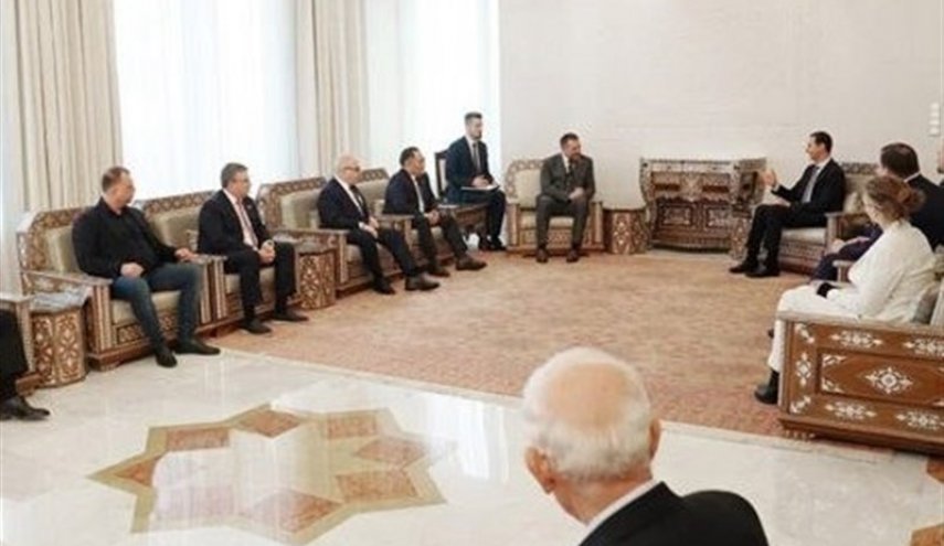 Delegasi Parlemen Rusia Bertemu dengan Bashar al-Assad