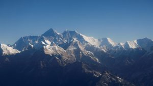 Perubahan Iklim, Gletser Gunung Everest Mencair dengan Cepat