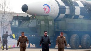 Kim Jong-Un Lakukan Pengawasan Uji Coba Rudal Monster Hwasong-17