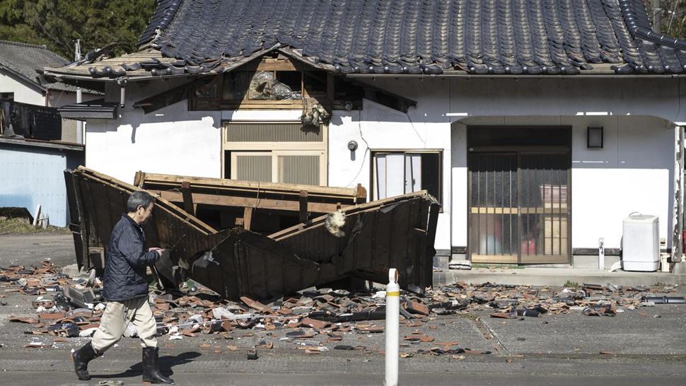 Jepang Diguncang Gempa Berpotensi Tsunami