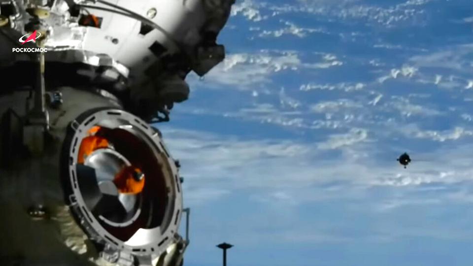 Kepala Roscosmos Sanksi Rusia Dapat Membahayakan Stasiun Luar Angkasa