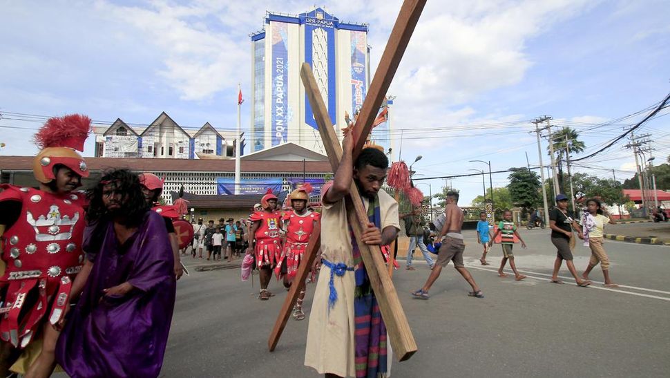 Kegiatan Prosesi Jalan Salib di Berbagai Daerah