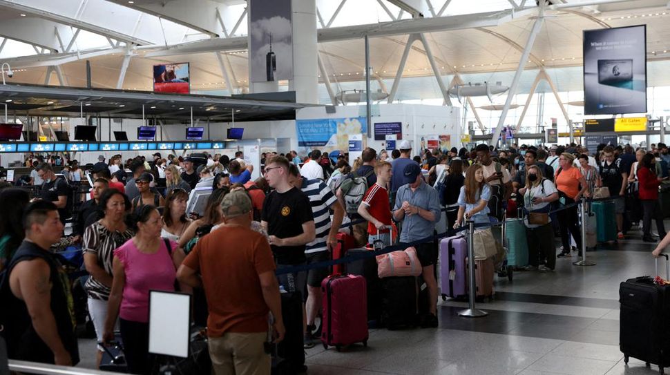 Bandara AS Padat Saat Musim Liburan Sekolah