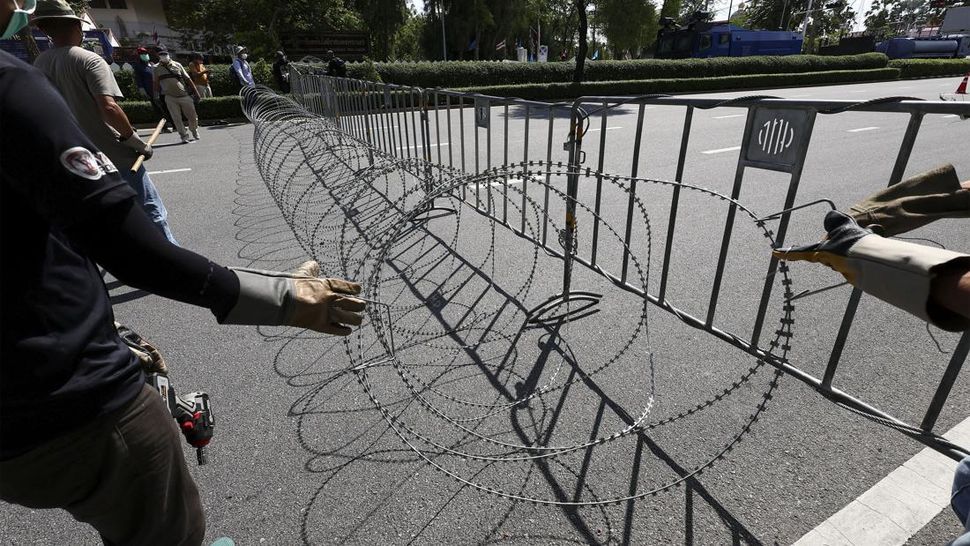 Situasi MK Copot Jabatan PM Thailand