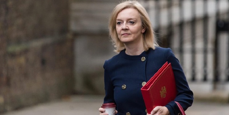 Purna Warta - Sebagai suksesor Boris Johnson, Mary Elizabeth Truss memiliki banyak pekerjaan rumah di kursi perdana menteri Inggris.