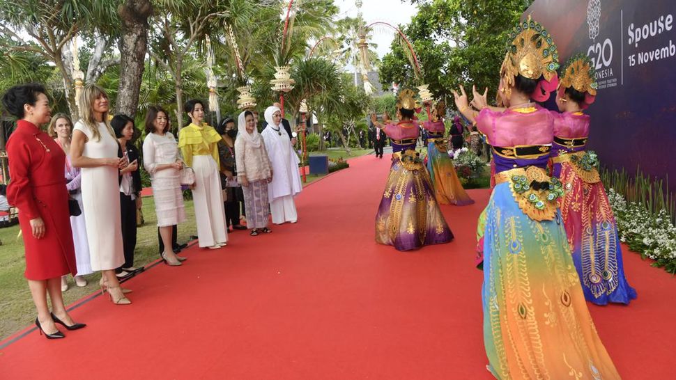 Potret Ibu Negara KTT G20 yang Terkagum-kagum Budaya Indonesia