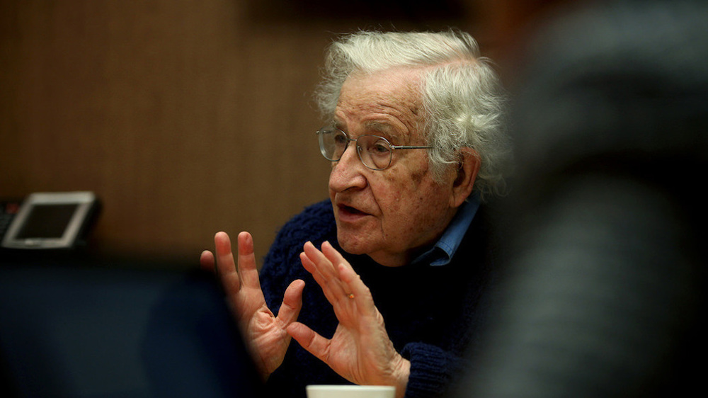 Chomsky: Dunia Berpacu Menuju Bencana Nuklir Yang Tidak Dapat Diubah