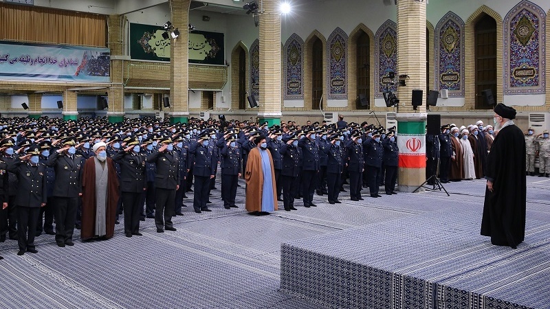 Ayatullah Khamenei Persatuan Adalah Kebutuhan Esensial