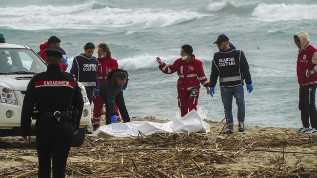 60 Imigran Tewas Tenggelam di Italia