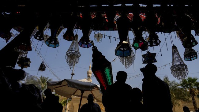 Potret Persiapan Menyambut Ramadan dari Penjuru Dunia