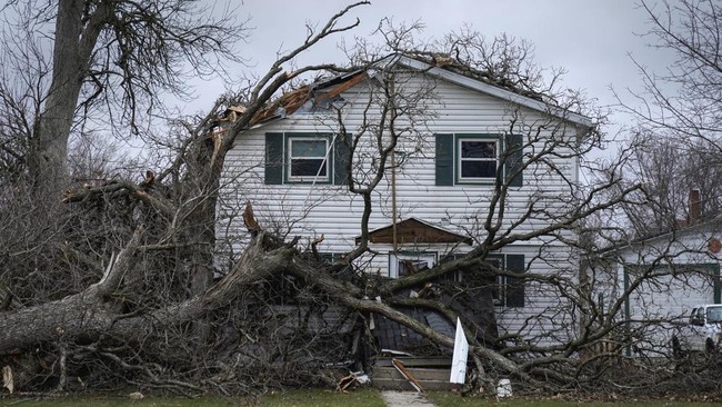 Sejumlah Kota di Amerika Diterjang Tornado