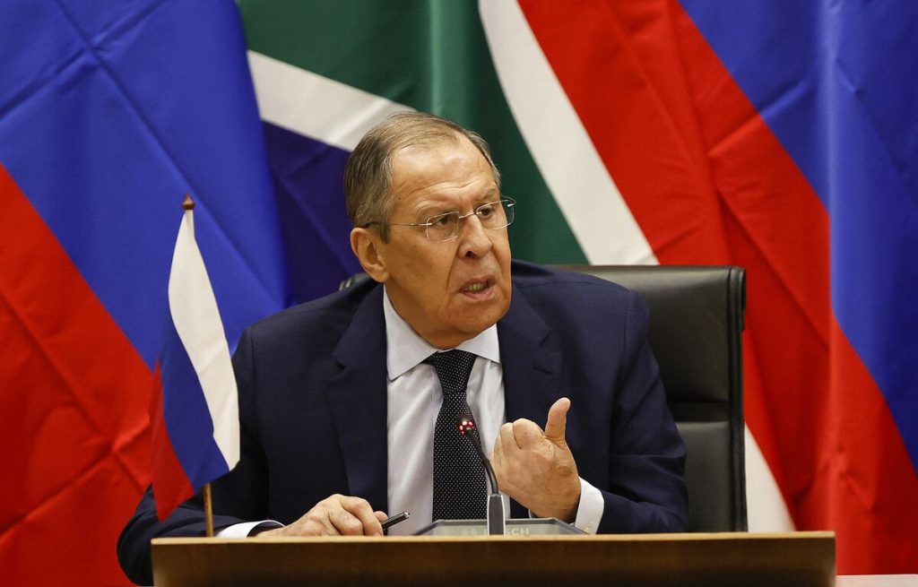 Lavrov: Amerika Sedang Membentuk Pasukan di Suriah Gunakan Teroris