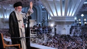 Ayatullah Khamenei: Musuh Iran akan Bernasib Sama Seperti Saddam