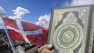 Ekstremis di Denmark Lecehkan Al-Qur’an di Depan kedutaan Turki dan Irak