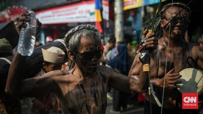 Parade Karnaval Kemerdekaan di Sudut Kemayoran Jakarta