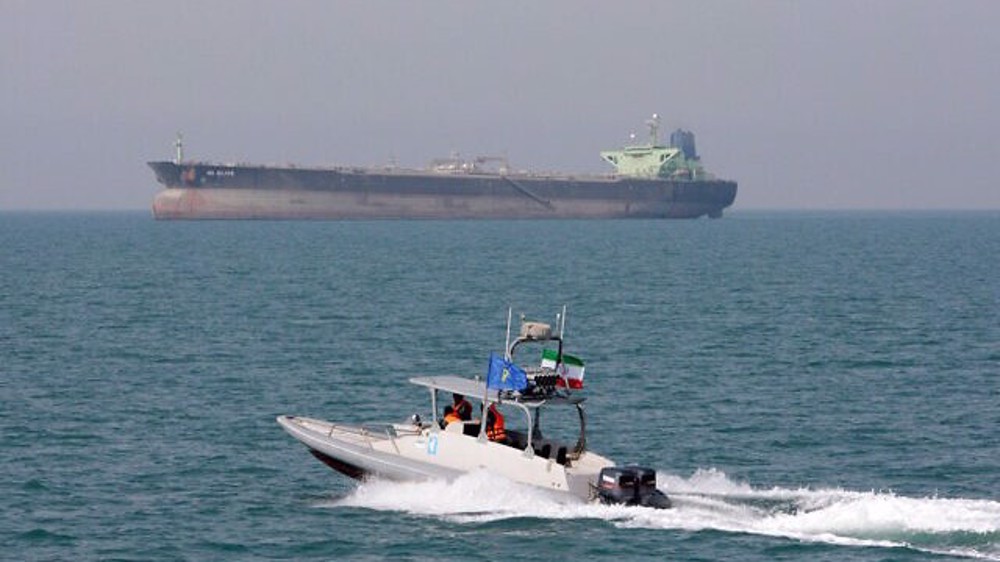 Panglima Tertinggi: Keamanan Teluk Persia dan Laut Oman Tidak Ada Hubungannya dengan AS