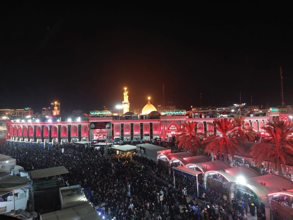 [FOTO] - Haram Imam Husain pada Malam Arbain