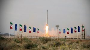 Iran Berhasil Luncurkan Satelit Nour-3 ke orbit