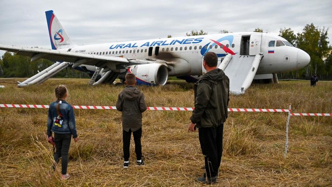 Airbus A320 Rusia Mendarat Darurat di Siberia