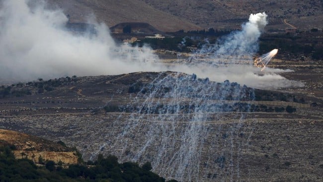 Israel Hujani Warga Sipil Lebanon dengan Fosfor Putih Terlarang