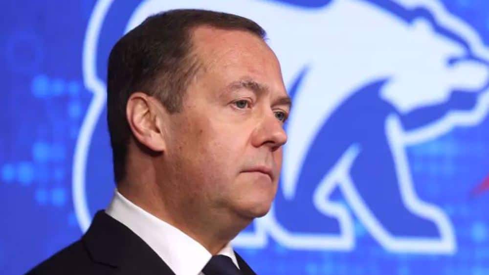 Medvedev Ancam Lakukan Serangan Nuklir Jika Rusia Terpaksa Mundur