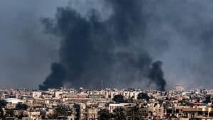 [FOTO] - Israel Tetap Bombardir Rafah Walaupun Ada Peringatan PBB dan AS