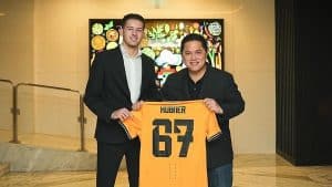 Justin Hubner Resmi Masuk Skuad Utama Wolverhampton 