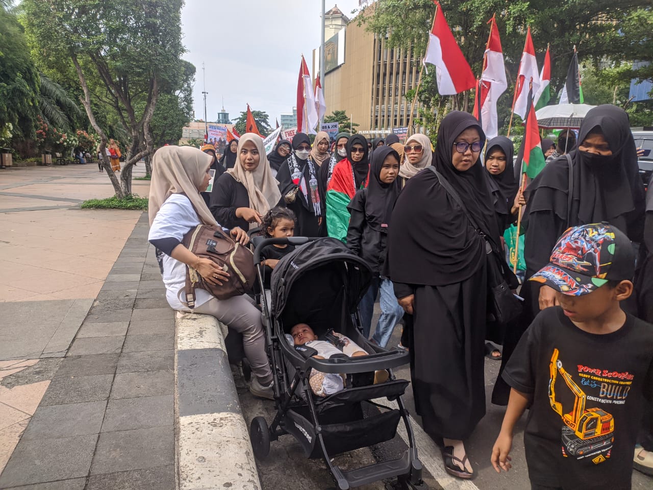 Ribuan Warga Jateng Gelar Demo Yaumul Quds Internasional