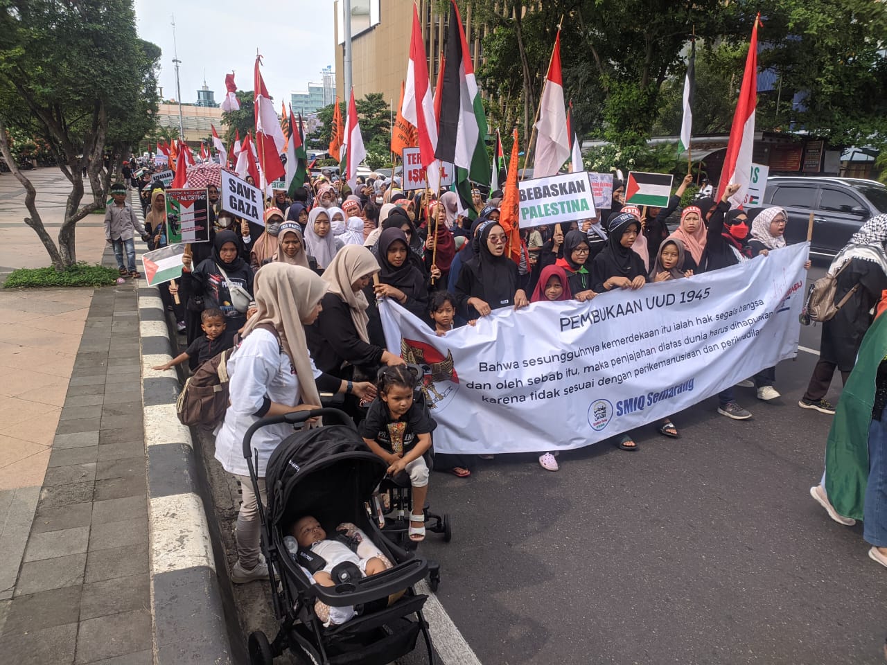 Ribuan Warga Jateng Gelar Demo Yaumul Quds Internasional