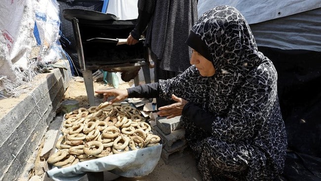 Kue Cincin Kudapan Khas Warga Gaza saat Idul Fitri