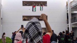 Aparat Polisi Bubarkan Aksi Pro-Palestina di Universitas Swiss ETH Zurich