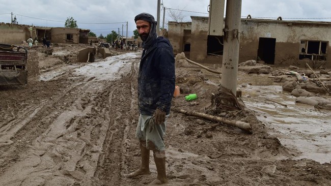 Afghanistan Diterjang Banjir, 300 Orang Tewas