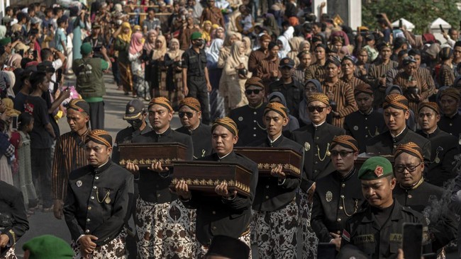 Tradisi Satu Suro di Tanah Jawa