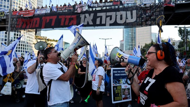 700 Ribu Warga Israel Demo Netanyahu Akibat 6 Sandra Terbunuh Oleh Israel Sendiri